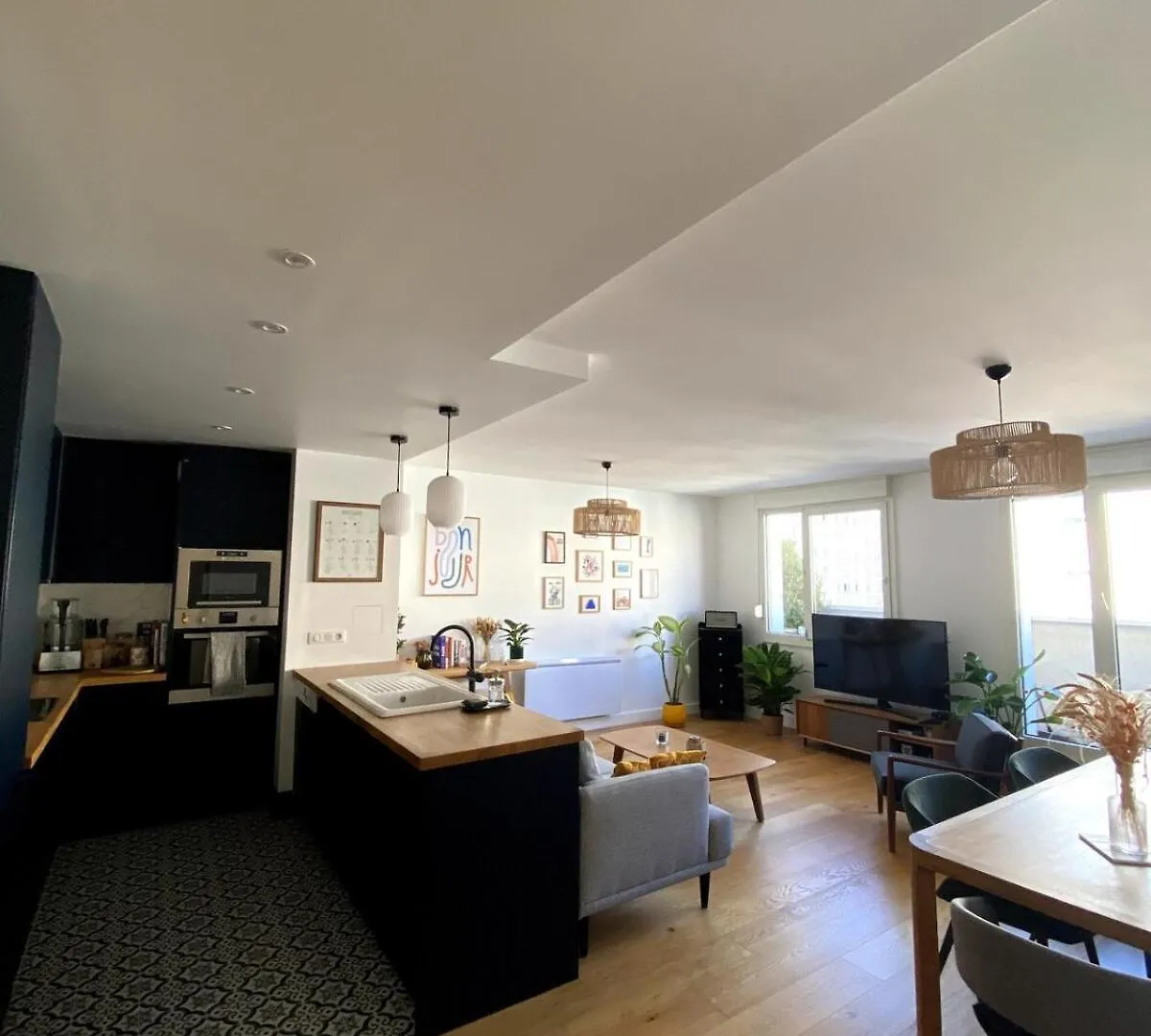 Rebeval 3 - Lb - Cosy And Spacious Flat For 4 Pers Parigi Francia