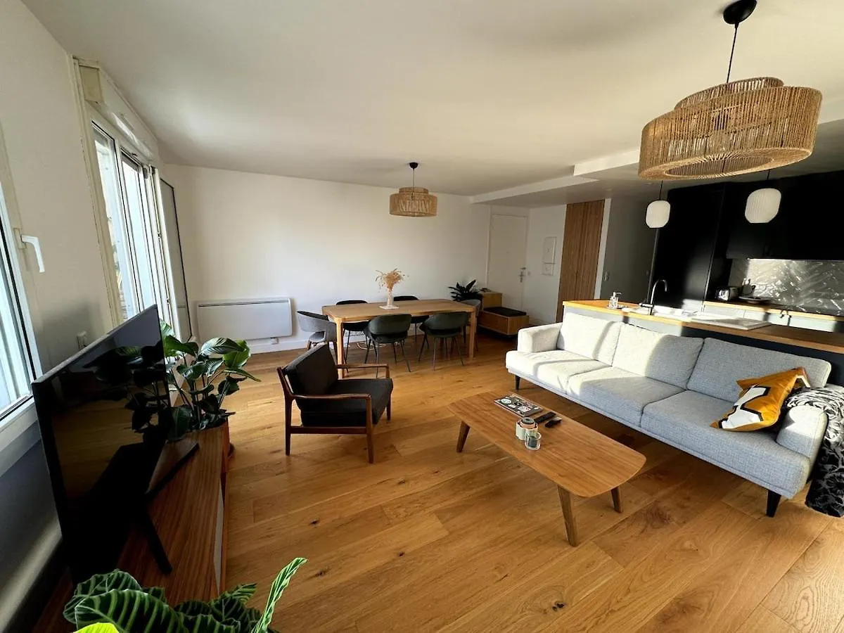 Rebeval 3 - Lb - Cosy And Spacious Flat For 4 Pers باريس 0*,  فرنسا